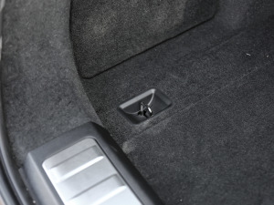 2021xDrive40i  M\(yn)(dng)b g