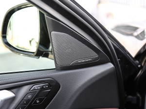 2021xDrive40i  M\b g