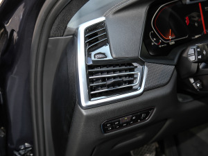 2021xDrive40i  M\b g