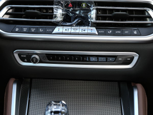 2021xDrive40i  M\b п؅^