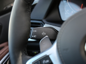 2021xDrive40i  M\b п؅^