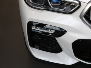 2021Ŀ xDrive40i  M\(yn)(dng)b (x)(ji)^