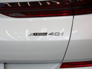 2021Ŀ xDrive40i  M\b ^