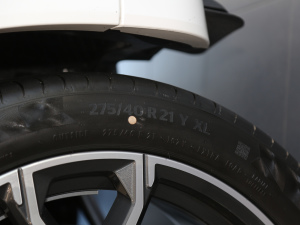 2021Ŀ xDrive40i  M\b ݆̥ߴ