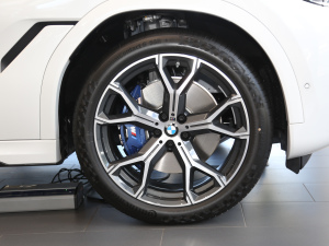 2021款改款 xDrive40i 尊享型 M运动套装 轮圈