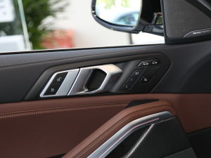 2021Ŀ xDrive40i  M\b g