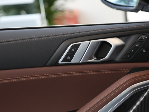 2021Ŀ xDrive40i  M\b g