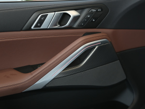 2021Ŀ xDrive40i  M\b g