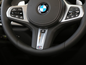 2021Ŀ xDrive40i  M\b п؅^