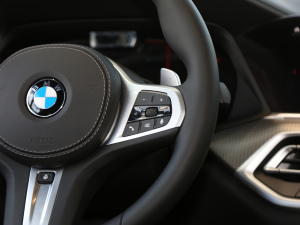 2021Ŀ xDrive40i  M\b п؅^