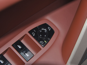 2022xDrive50 п؅^(q)