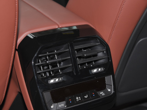 2022xDrive50 п؅^(q)