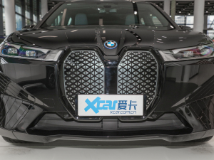 2022xDrive40 оW