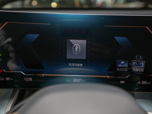 2022xDrive40 п؅^(q)