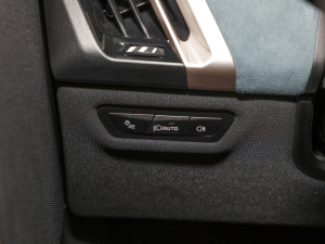 2022xDrive40 п؅^(q)