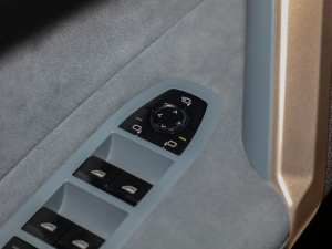 2022xDrive40 п؅^(q)