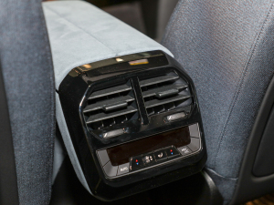 2022xDrive40 п؅^(q)