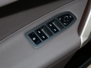 2022xDrive40 п؅^(q)