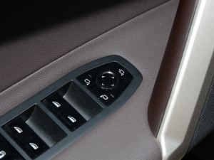 2022xDrive40 п؅^(q)