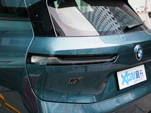 2022款M60 尾灯