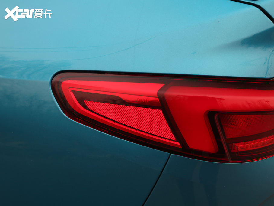 2021R2ϵMڣ 225i TI܇ M\ҹb Pro