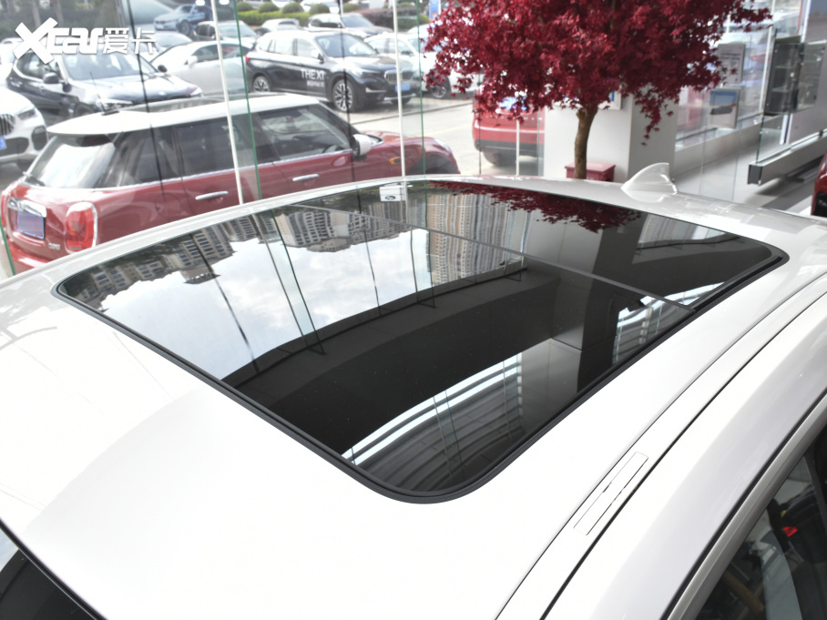 2021R2ϵMڣ 225i TI܇ M\b