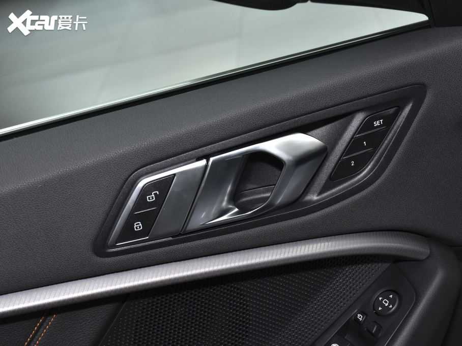 2021R2ϵMڣ 225i TI܇ M\b