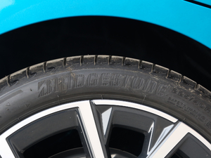 2021225i TI܇ M\ҹb Pro ݆̥Ʒ