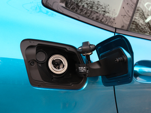 2021225i TI܇ M\ҹb Pro w