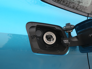 2021225i TI܇ M\ҹb Pro ^