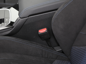 2021225i TI܇ M\ҹb Pro g