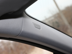 2021225i TI܇ M\ҹb Pro g