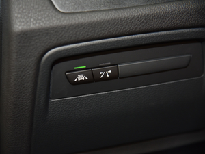 2020425i Gran Coupe M\(yn)(dng)b п؅^(q)