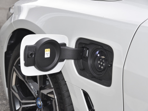 2022eDrive40 (x)(ji)^