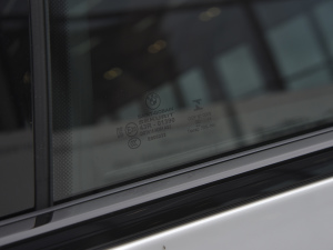 2022eDrive40 (x)(ji)^