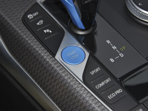 2022eDrive40 п؅^(q)