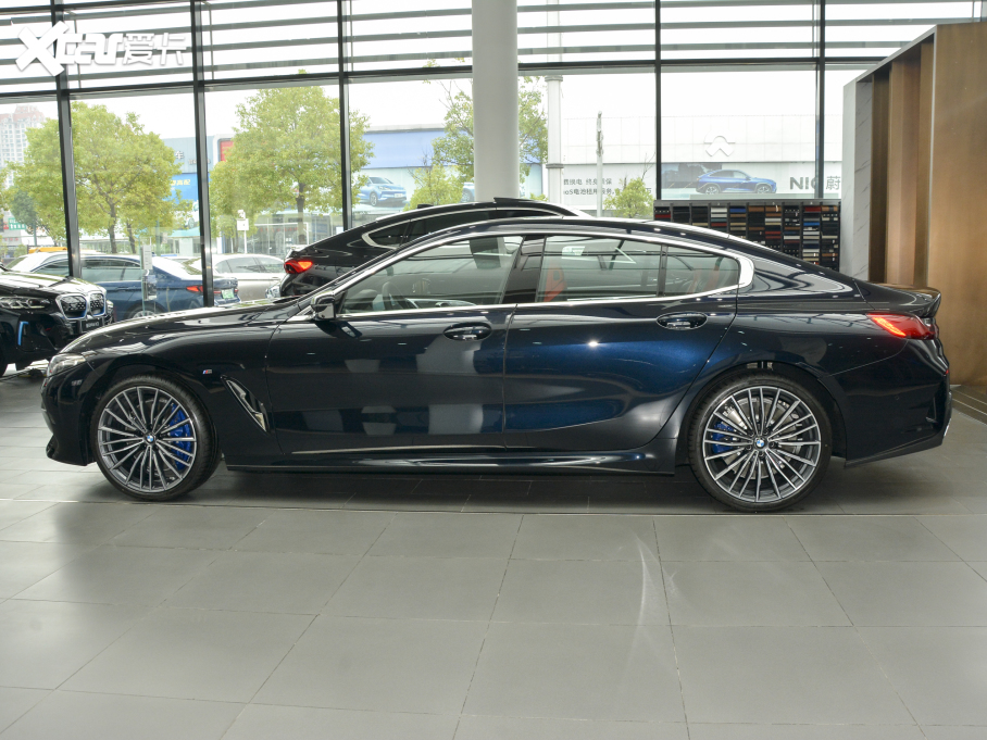 2021R8ϵT 840i TI܇ M\b