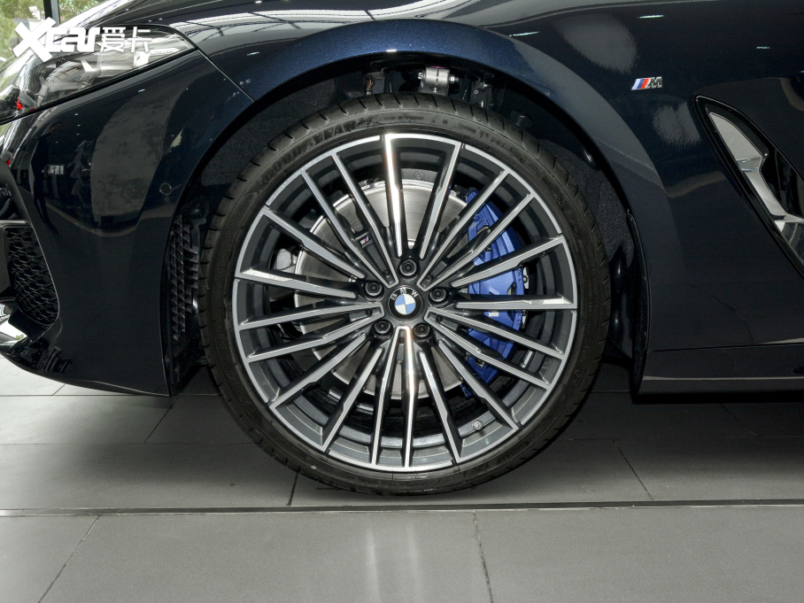 2021R8ϵT 840i TI܇ M\b