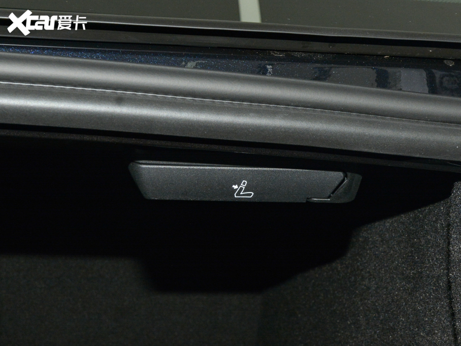 2021R8ϵT 840i TI܇ M\b