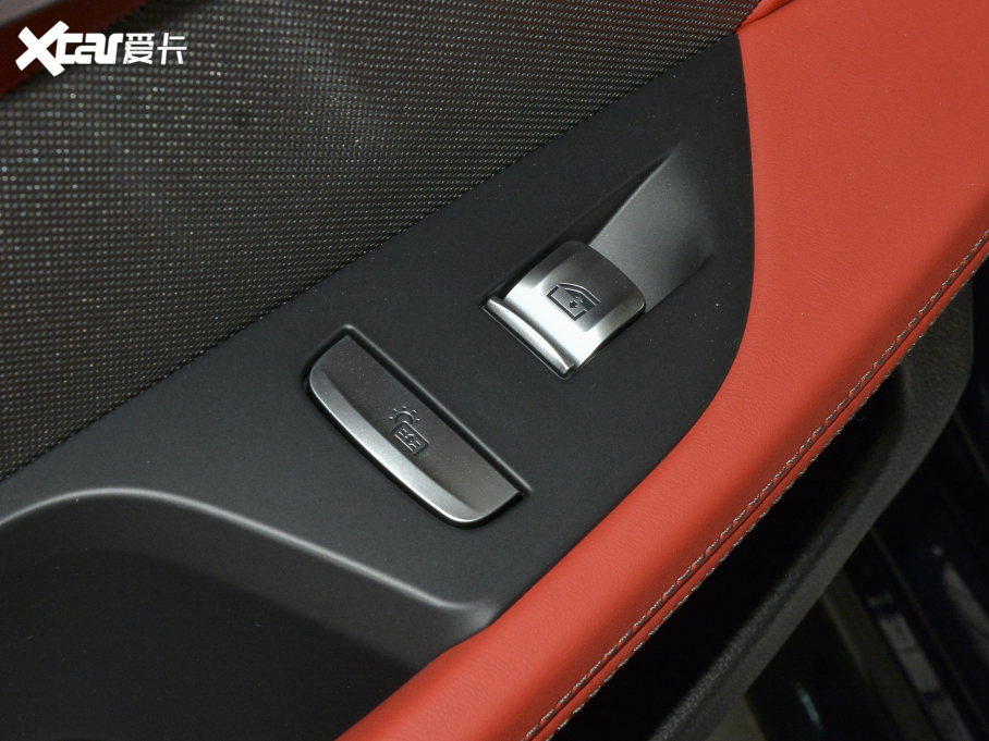 2021R8ϵT 840i TI܇ M\b