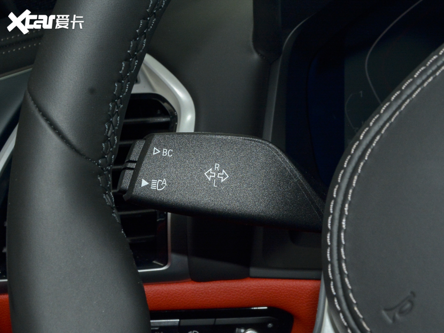 2021R8ϵT 840i TI܇ M\b