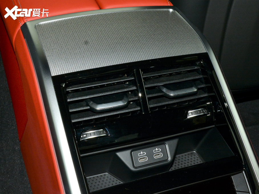 2021R8ϵT 840i TI܇ M\b