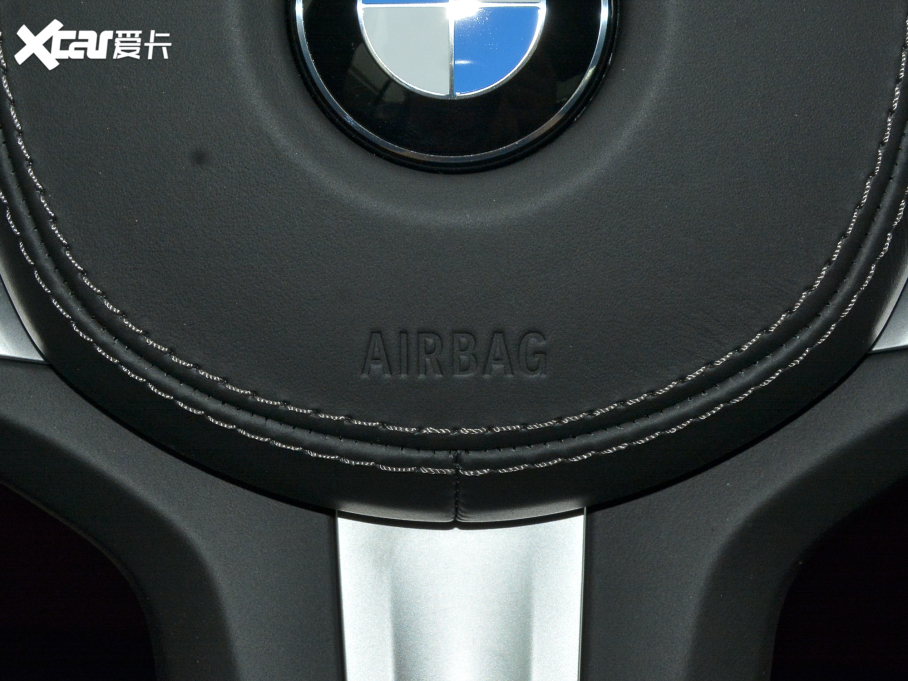 2021R8ϵT 840i TI܇ M\b