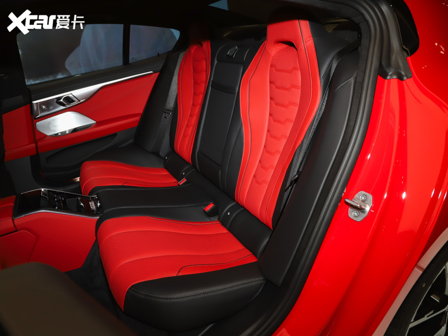 2021R8ϵT 840i TI܇ذ