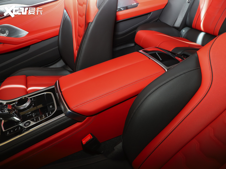 2021R8ϵT 840i TI܇ذ