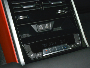 2021840i TI܇ M\(yn)(dng)b g