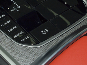 2021840i TI܇ M\b v܇Ƅ