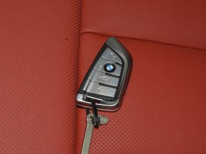 2021840i TI܇ M\b ܇耳