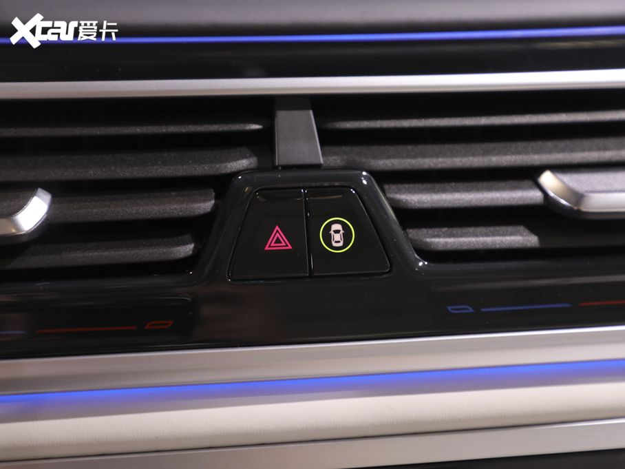 2021��R7ϵ M760Li xDrive V12 ҫӰ�؄e��