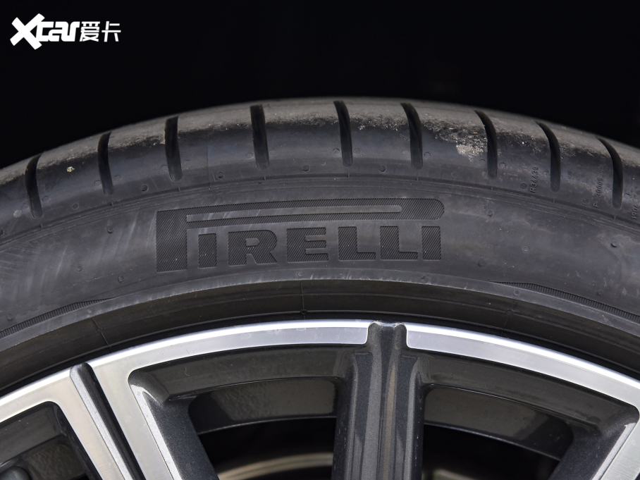 2021R7ϵ 740Li I(lng) M\(yn)(dng)b